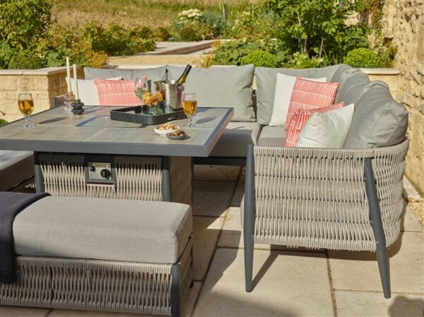 Mauritius Casual Dining Fire Pit Set