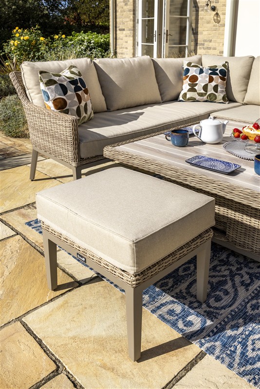 Hartman Arley Square Casual Dining Set - Image 4