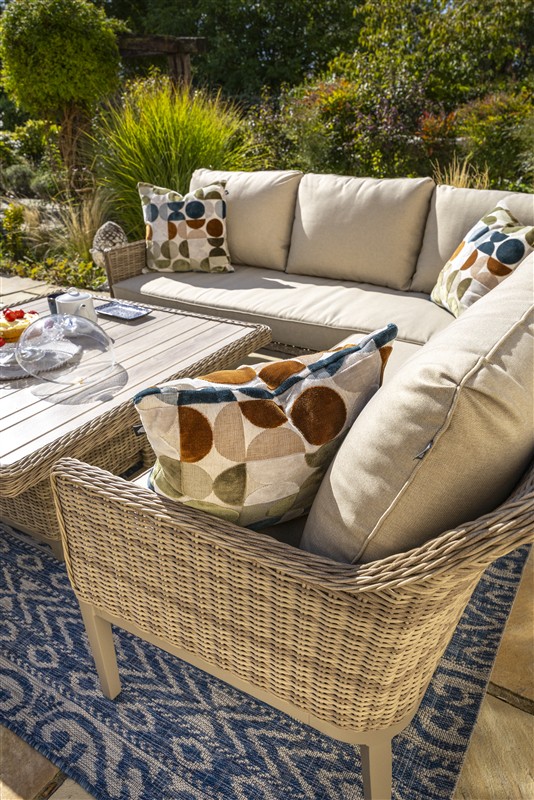 Hartman Arley Square Casual Dining Set - Image 5